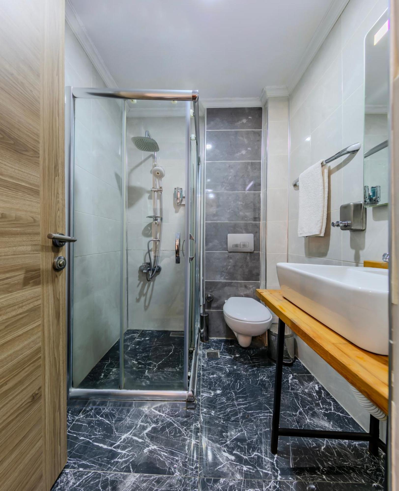 La Pazza Suites Istanbul Exterior foto